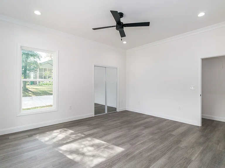 307 E Arch St — Photo 6