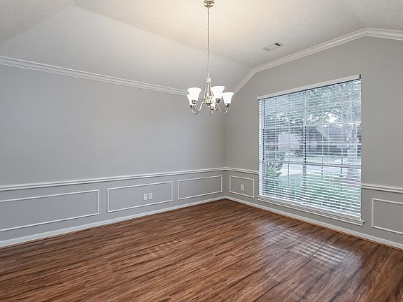 5th image of 7442 River Garden Dr