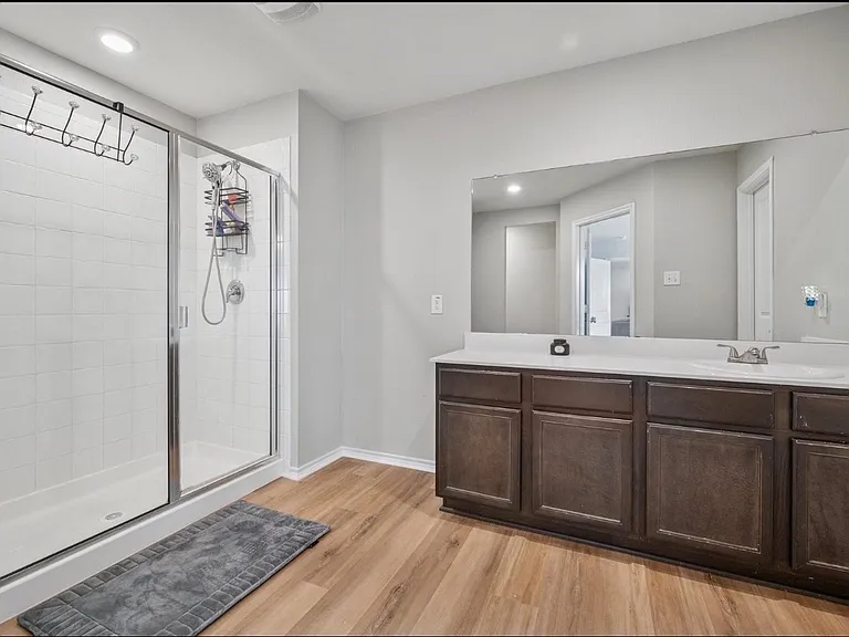 900 Sapphire Dr — Photo 14