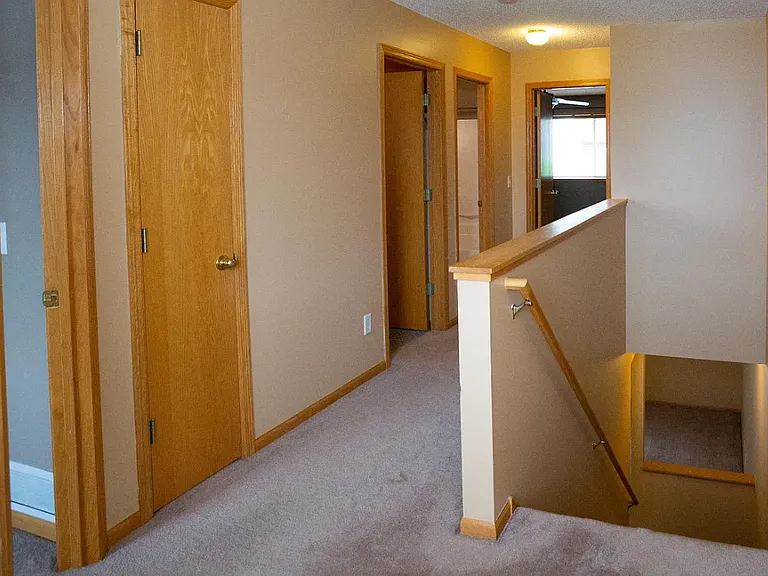2408 Cotton Ln — Photo 5