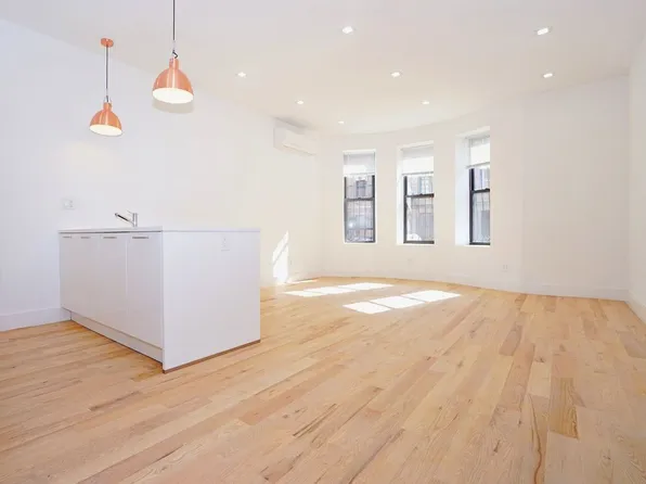 1477 Pacific Street image 1 of 6