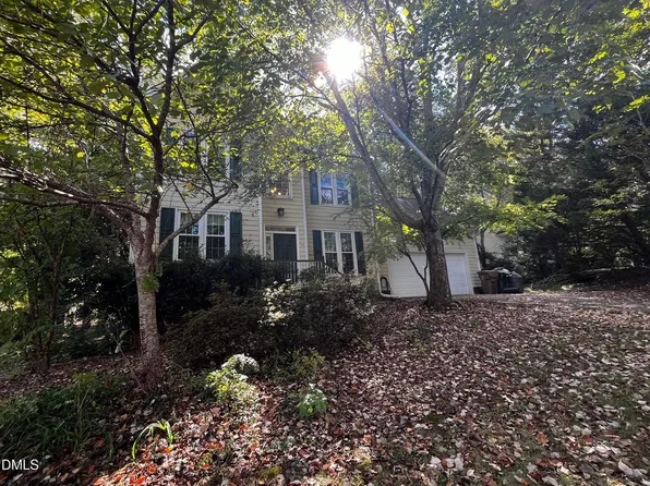 105 Whitlock Ln, Cary, NC 27513