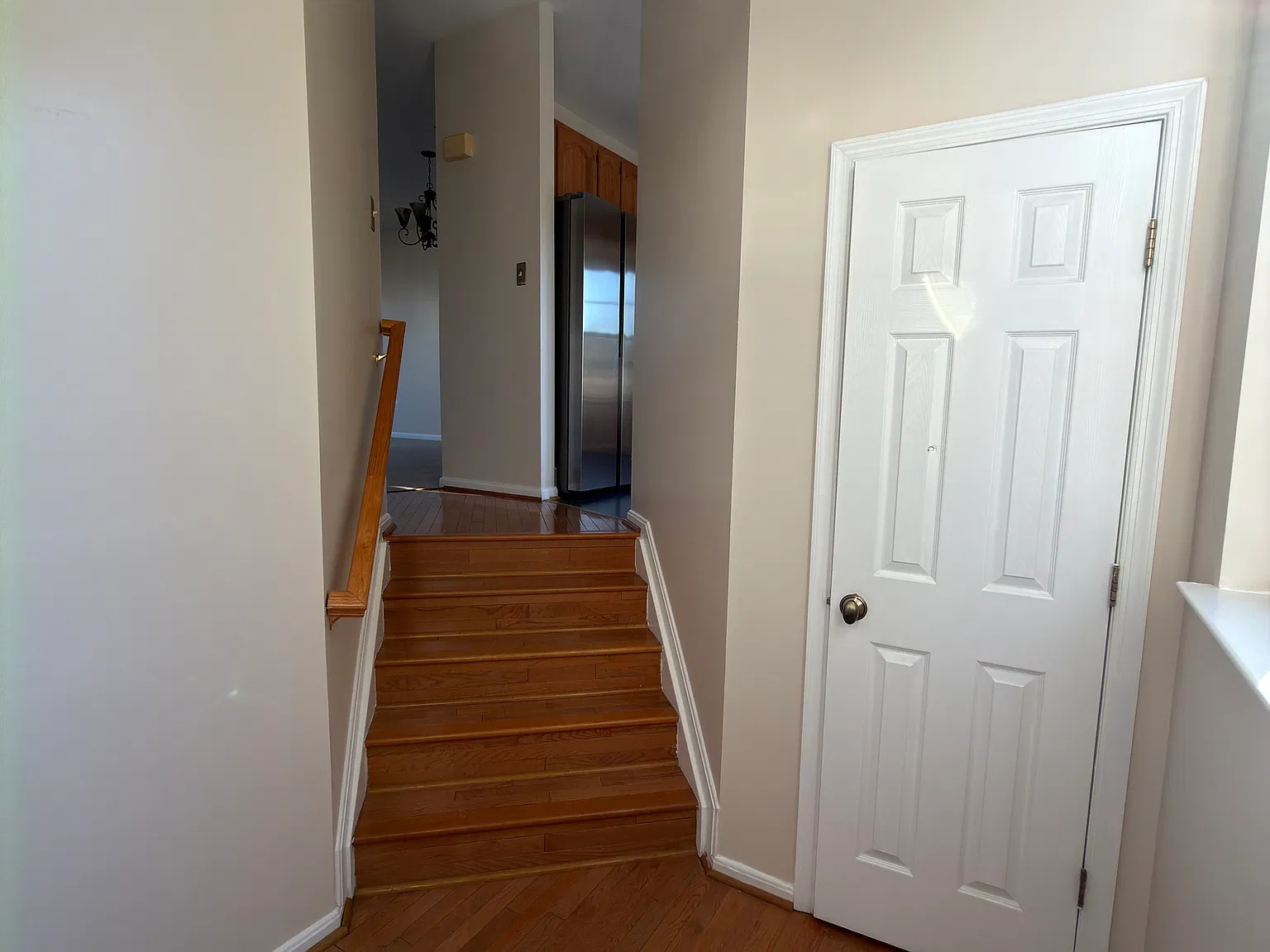 3 bed, 1554 sqft, $2,925 — Photo 3