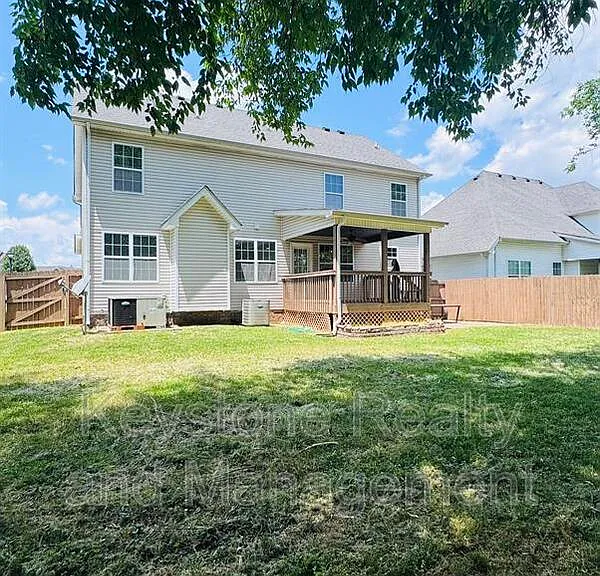 2469 Senseney Dr — Photo 16