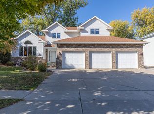 2100 Boston Dr, Bismarck, ND 58504