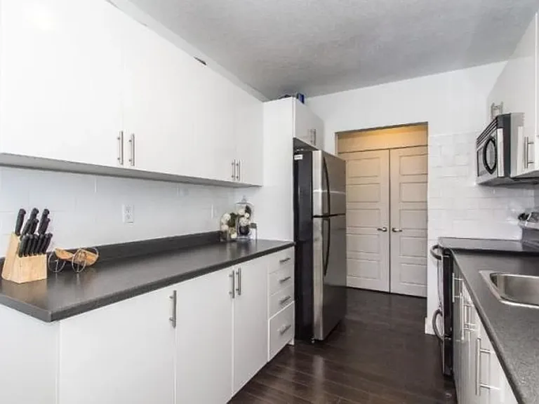 475 Lancaster St W #28 — Photo 12