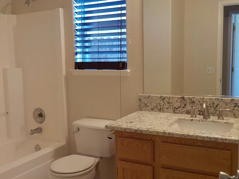 5422 W Dorothea Ave — Photo 7