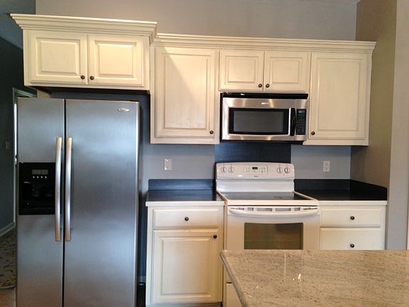 4th image of 620 Bienville St #1