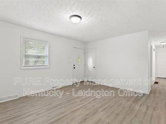 4th image of 1187 Venetian Way