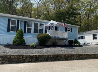 83 Sherwood Valley Ln, Coventry, RI 02816