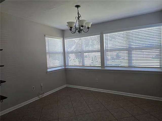 641 Jefferson Heights Ave — Photo 5