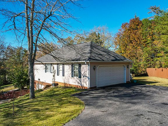 4th image of 636 Tennessee Nursery Rd NW