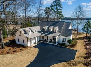 220 Waters Edge Dr, Eatonton, GA 31024