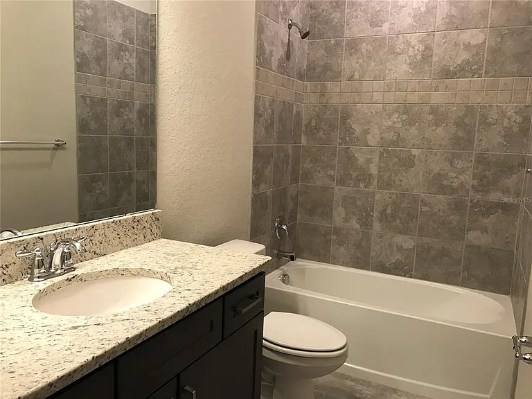 1437 Cypress View Ln — Photo 22