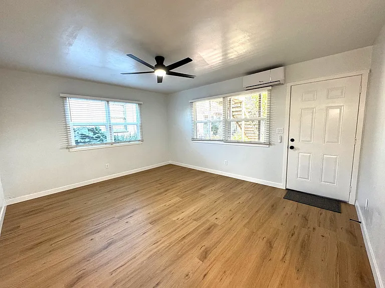 4550-4560 Palm Ave #8335 & 8339 — Photo 4