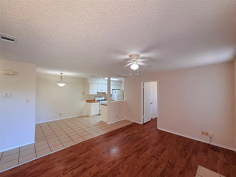 2301 Whitlow Cv — Photo 4