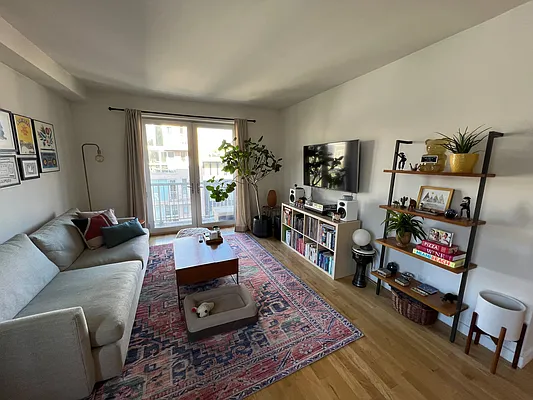 Rented by FAR Property Management | media 16