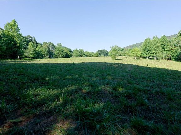 5th image of 7 Old Mill Rd Lot 7