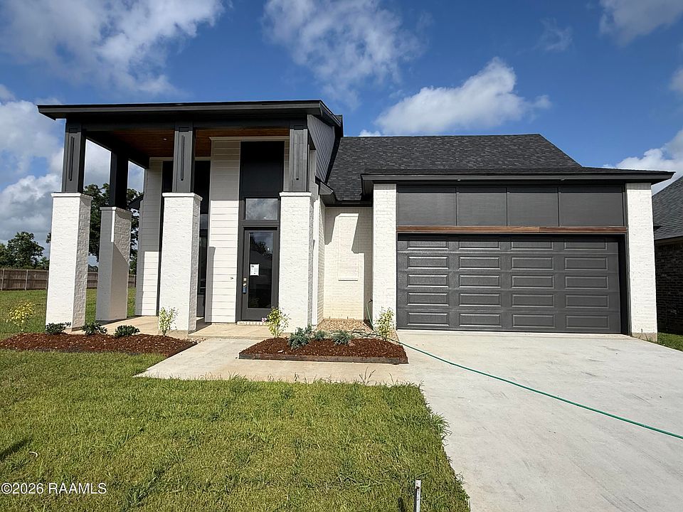 1st image of 104 Fountain Meadow Dr