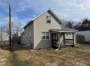 105 3rd St SE, Hinckley, MN 55037