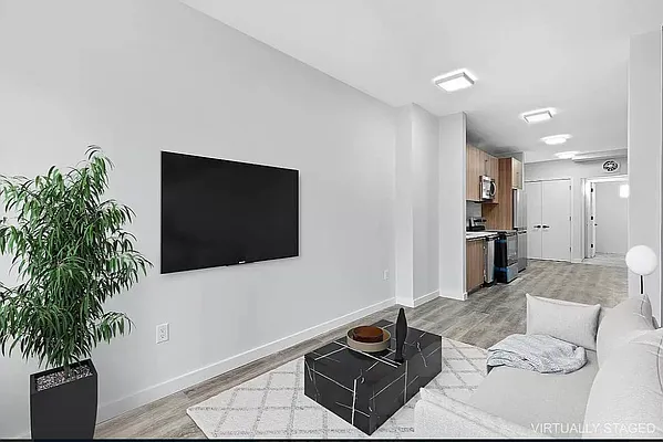 Rented by Elmekies Equities | media 2