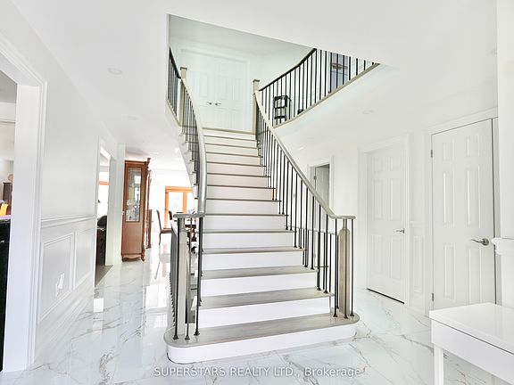 5th image of 34 Loweswater Ave