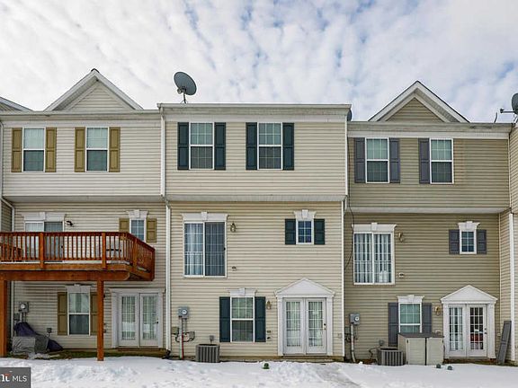 2nd image of 212 Kentshire Dr