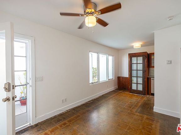 2nd image of 413 Rose Ave Suite B