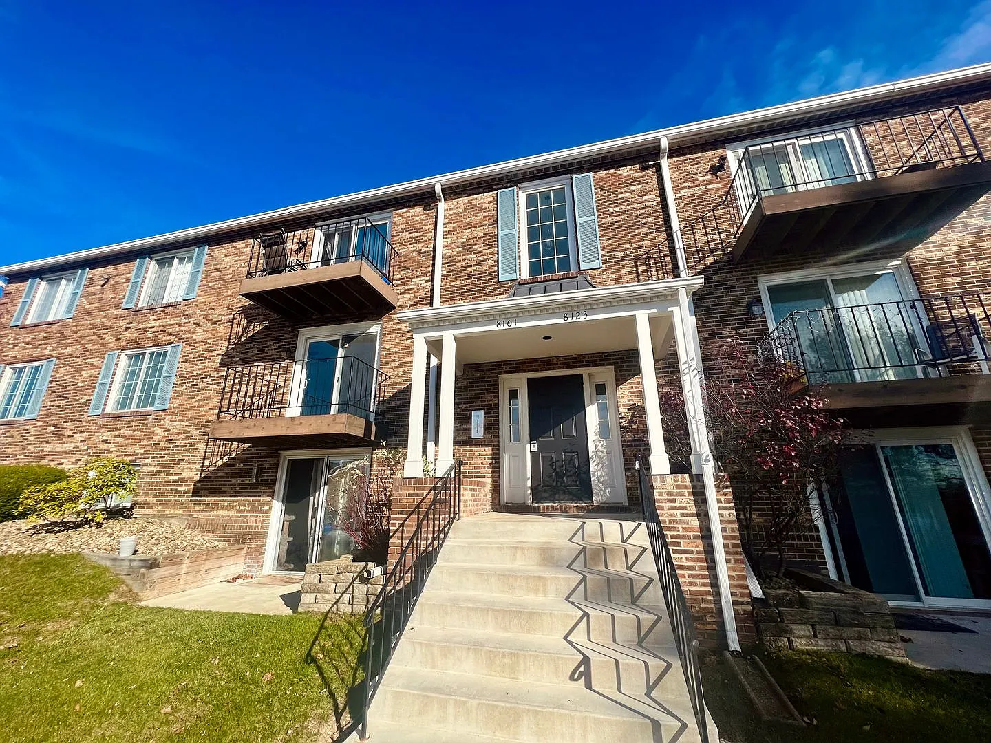 8109 Revere Pl photo 1