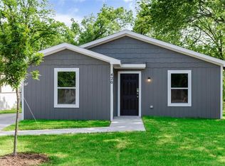 420 W Monterey St, Denison, TX 75020