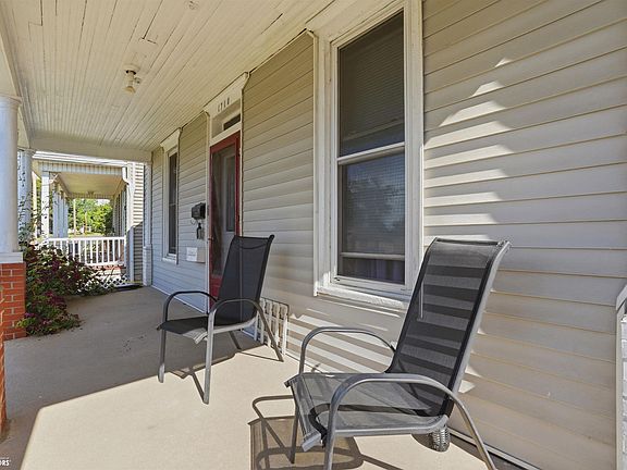 2nd image of 1710 Mount Pleasant St