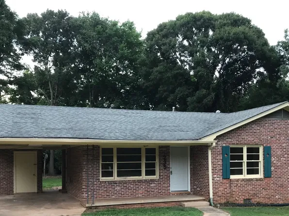 235 Clarke Dr, Athens, GA 30605