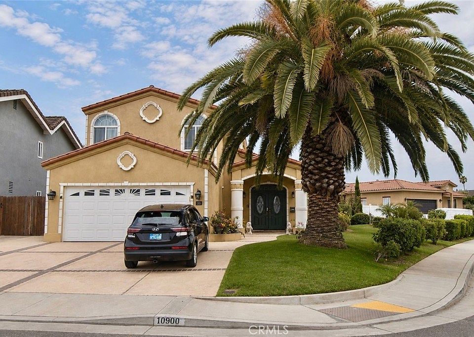 1st image of 10900 La Flor Ave