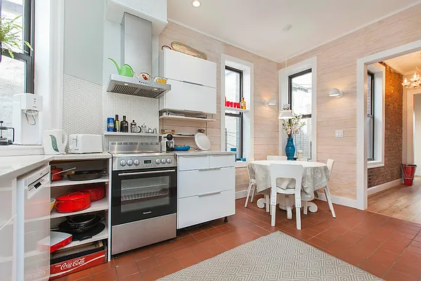 Rented by Keller Williams NYC | media 9