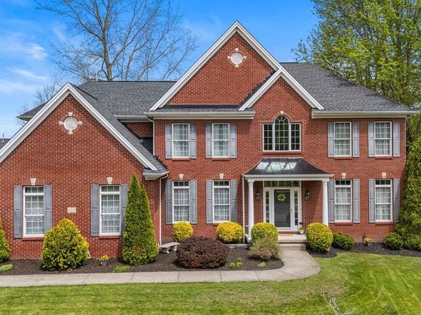 26 Julianna Ct, Amherst, NY 14228