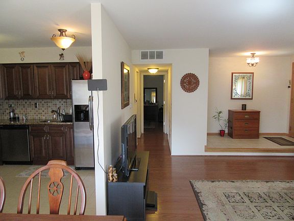 5th image of 1805 Largo Ct
