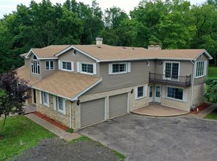 49 Braeburn Ln, Barrington, IL 60010