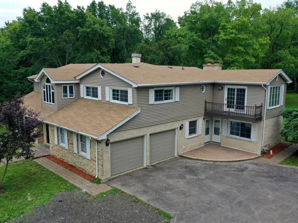 49 Braeburn Ln, Barrington, IL 60010