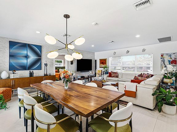 5th image of 1387 SW 12th Street