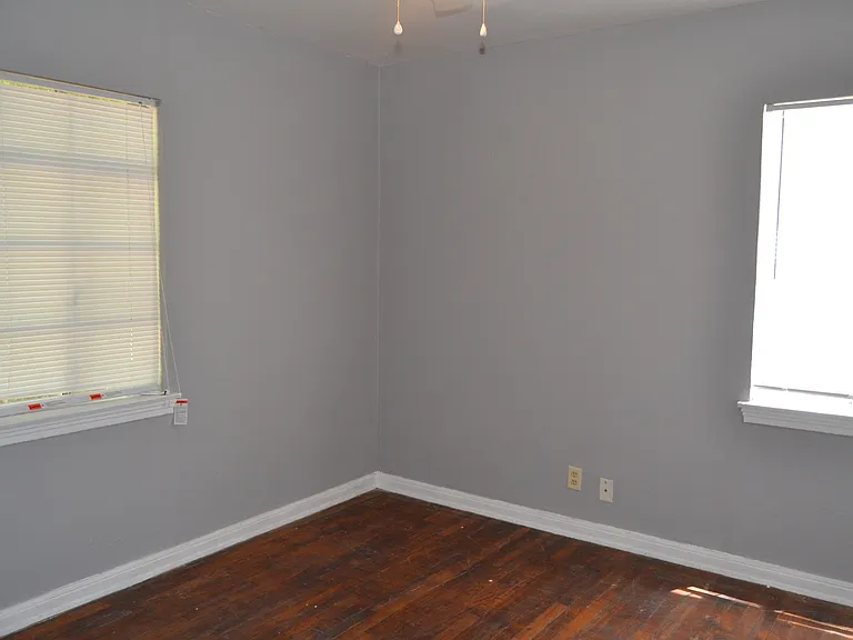709 Northside Dr — Photo 10