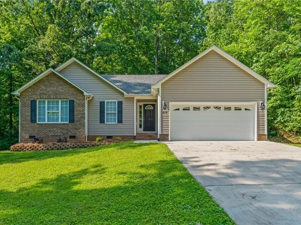518 Mellon Dr, Winston Salem, NC 27107