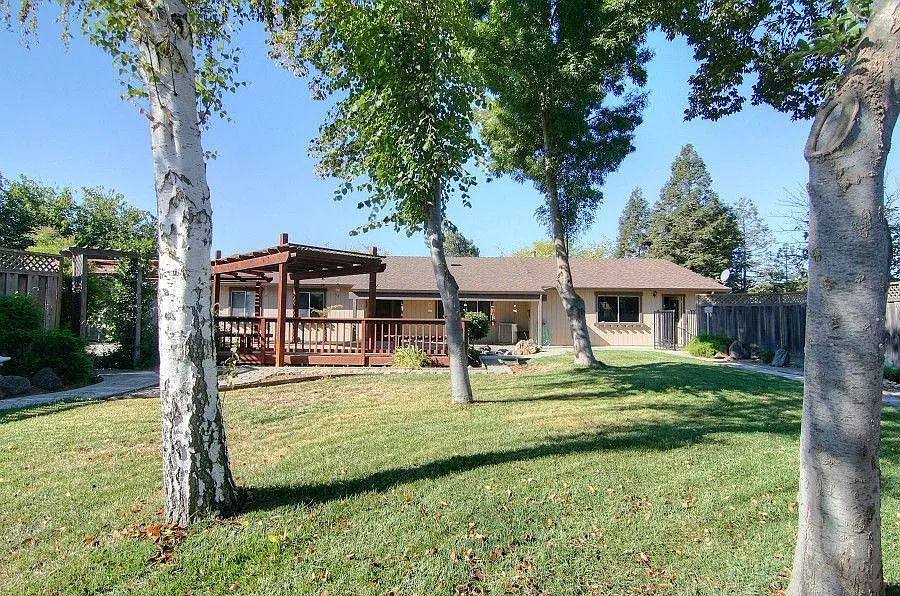 13505 Murphy Ave photo 1