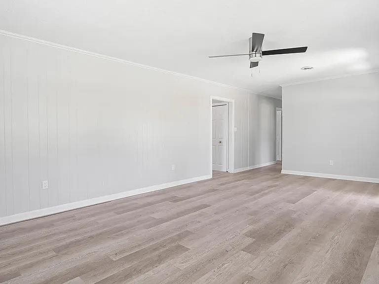 34132 Clay Rd — Photo 5