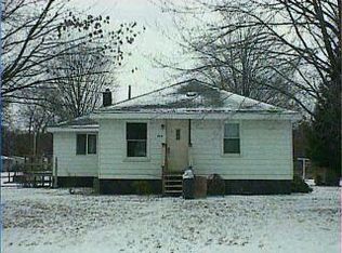 859 Chatterson Rd, Muskegon, MI 49442