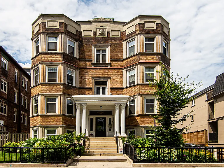 32 Maitland St #H012 — Photo 10