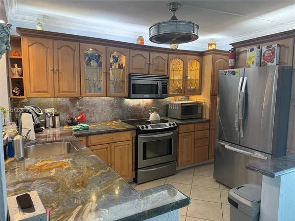 2731 NE 14th Street Cswy APT 324, Pompano Beach, FL 33062