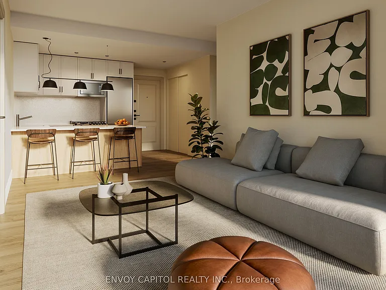 810 King St W #206 — Photo 4