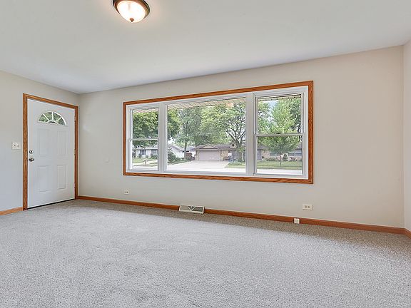 3rd image of 19612 Beechnut Dr #2N