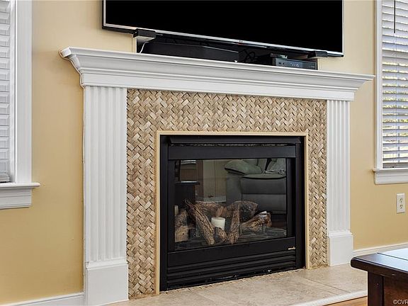 5th image of 5432 White Oak Cir
