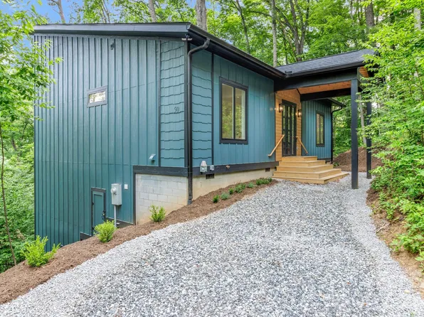 50 Sleeping Bear Rdg, Maggie Valley, NC 28751